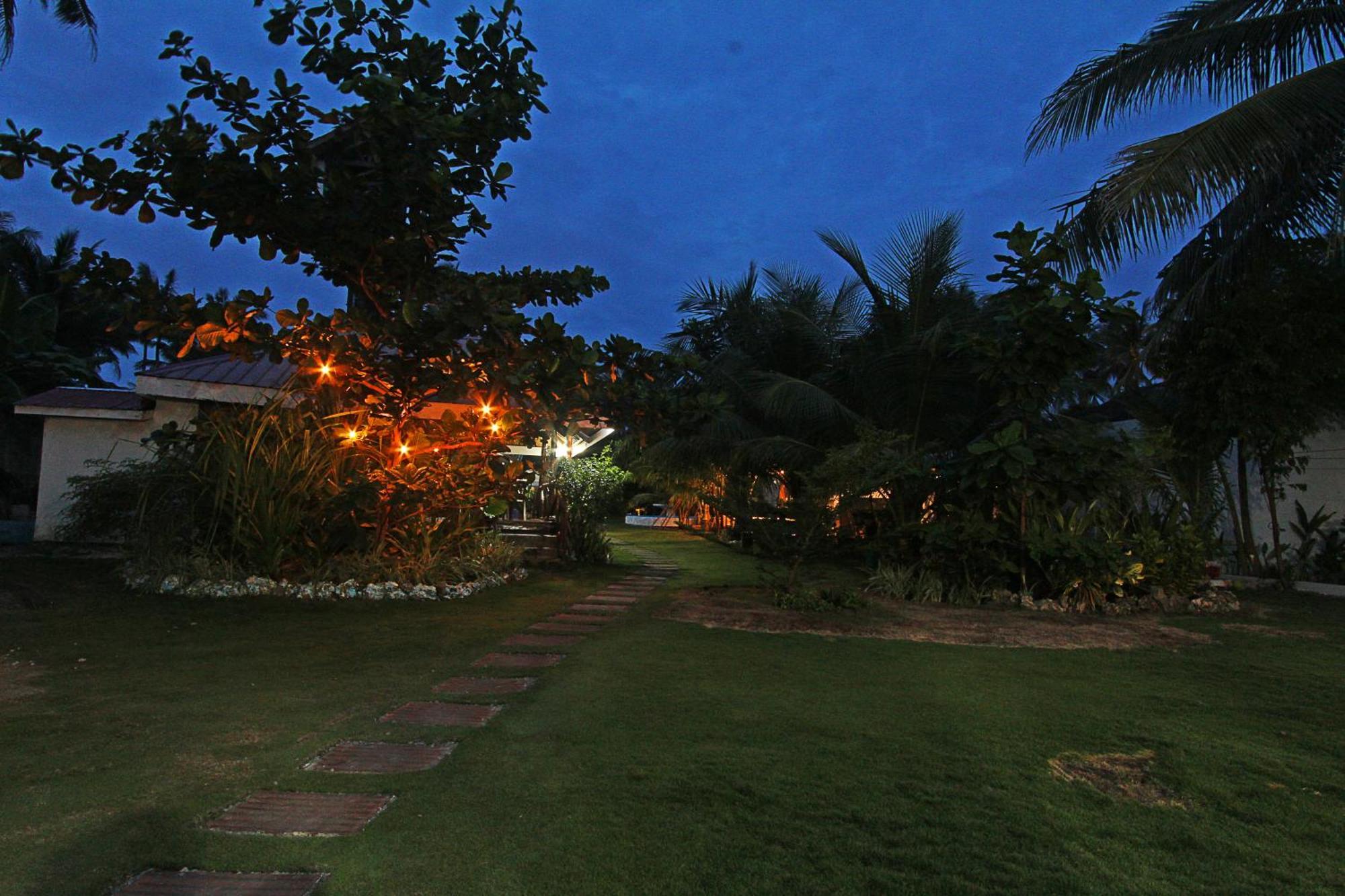 Villa Consolacion Resort General Luna  Luaran gambar